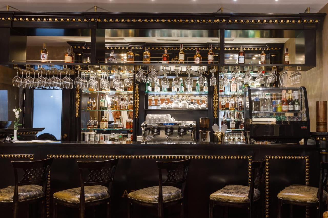 Axelhof Boutique Hotel Dnyipropetrovszk Kültér fotó