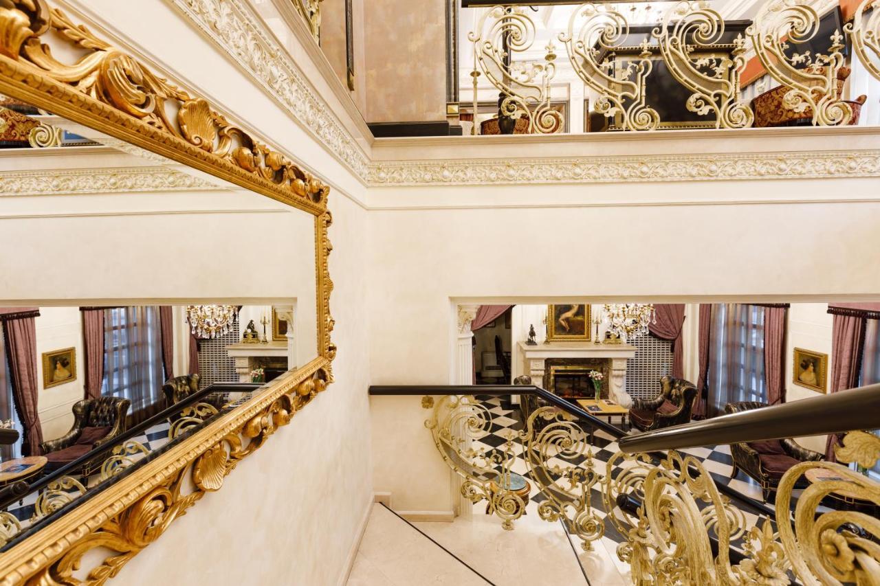 Axelhof Boutique Hotel Dnyipropetrovszk Kültér fotó