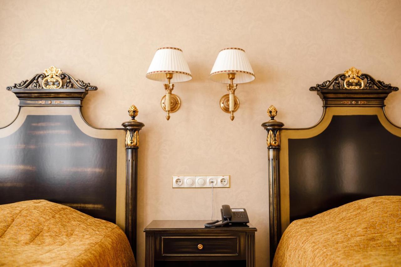 Axelhof Boutique Hotel Dnyipropetrovszk Kültér fotó