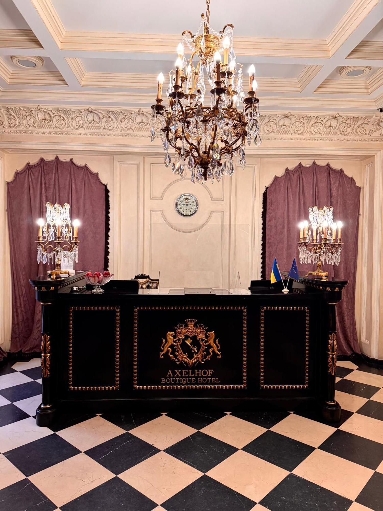 Axelhof Boutique Hotel Dnyipropetrovszk Kültér fotó