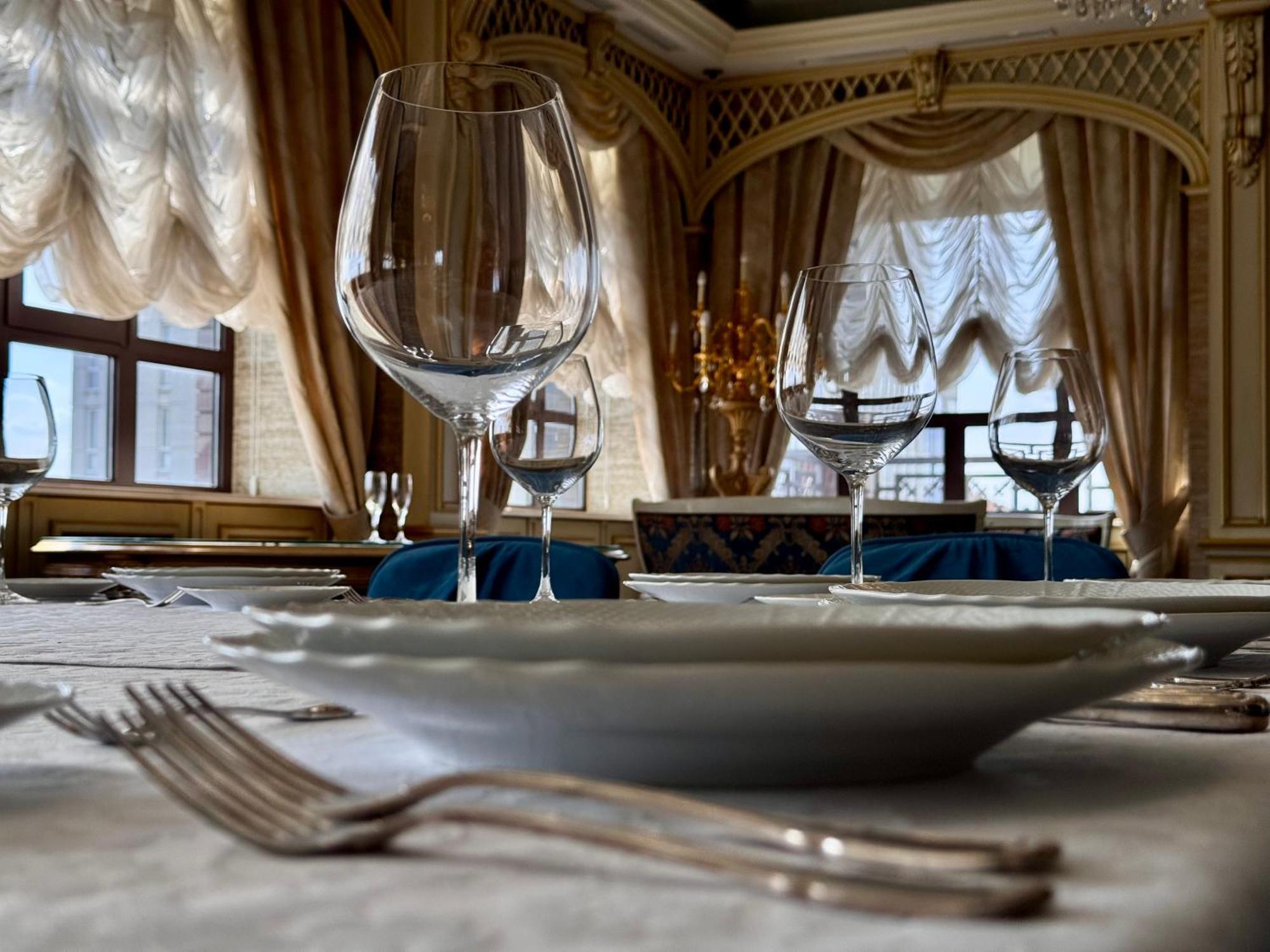 Axelhof Boutique Hotel Dnyipropetrovszk Kültér fotó